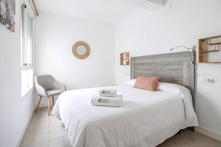 Ganze Wohnung, Ferienwohnung für 6 Personen mit Balkon in Playa de Valdelagrana (El Puerto de Santa María), El Puerto de Santa María