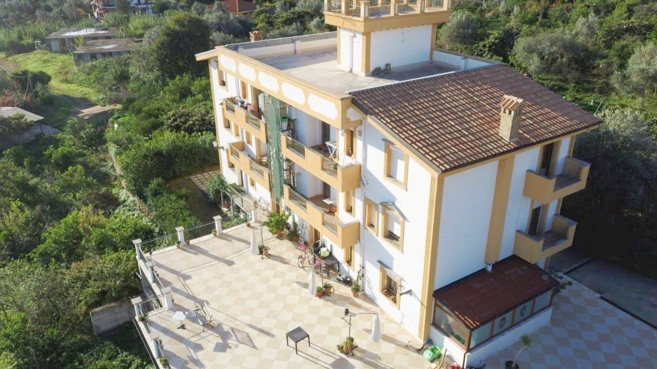 Deluxe Double Room with Shower in Monreale, Provincia di Palermo