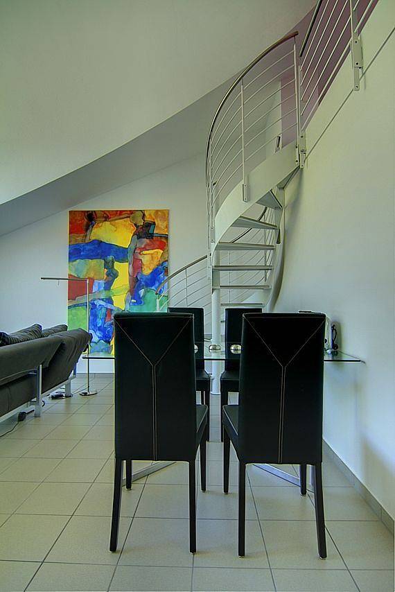 Ganze Wohnung, Elegante Ferienwohnung mit Balkon und Meerblick, direkte Strandlage in Breege, Rügen