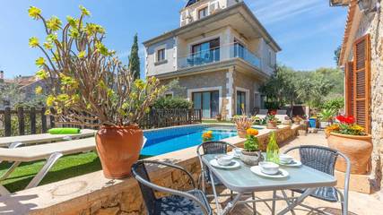 Villa in Maria de la Salut, Majorca Center für 7 