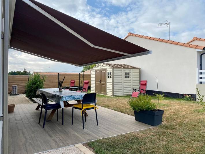 Location de vacances pour 5 personnes, avec terrasse et jardin à Chauvé - 4