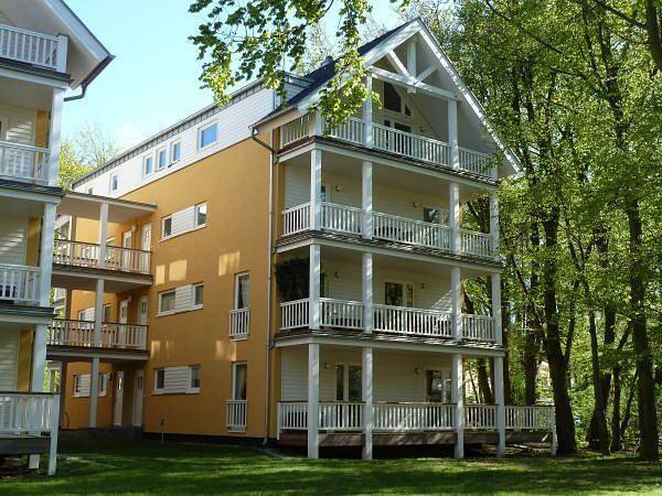 Ferienwohnung für 6 Personen, mit Balkon und Whirlpool sowie Terrasse und Sauna in Graal-Müritz