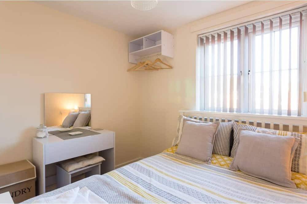 Entire apartment, Spacious 2Bedroom 2Bathroom Apartment.Scenic Views in Armthorpe, South Yorkshire