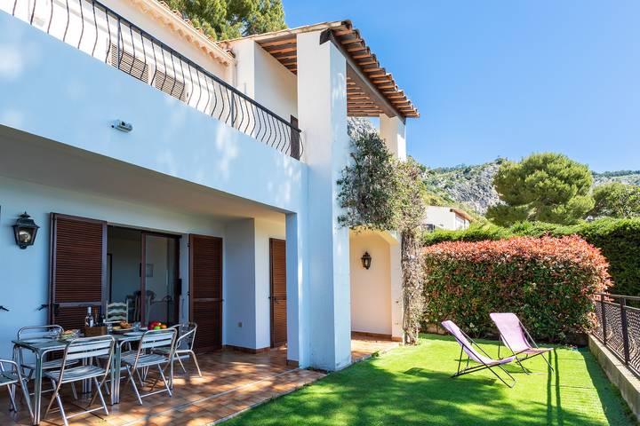 Chalet para 6 personas, con piscina y terraza - 1
