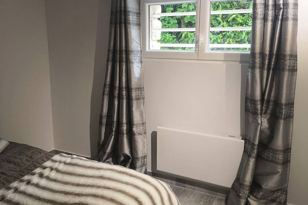 Apartamento entero, Cosy with garden near Disney in Le Plessis-Trévise, Valle del Marne