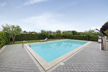 Glamping voor 4 Personen in Manerba del Garda, Garda Bergen, Afbeelding 2