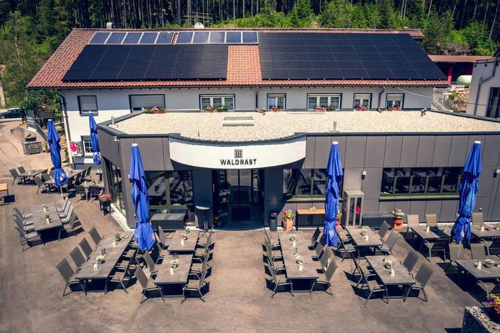 Hotel für 2 Personen, mit Terrasse und Garten in Vöhrenbach