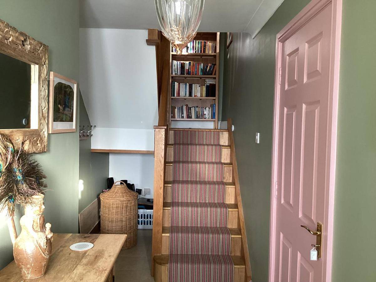 Single Room in Glastonbury, Somerset