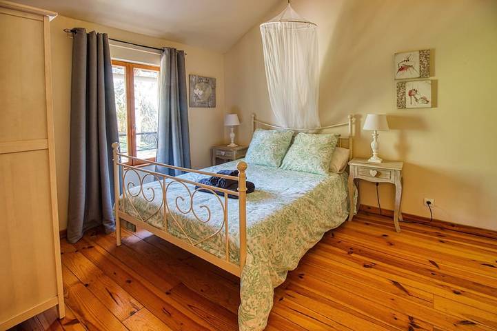 Location de vacances pour 12 personnes, avec jardin, animaux acceptés à Saint-Martin-de-Gurson - 3