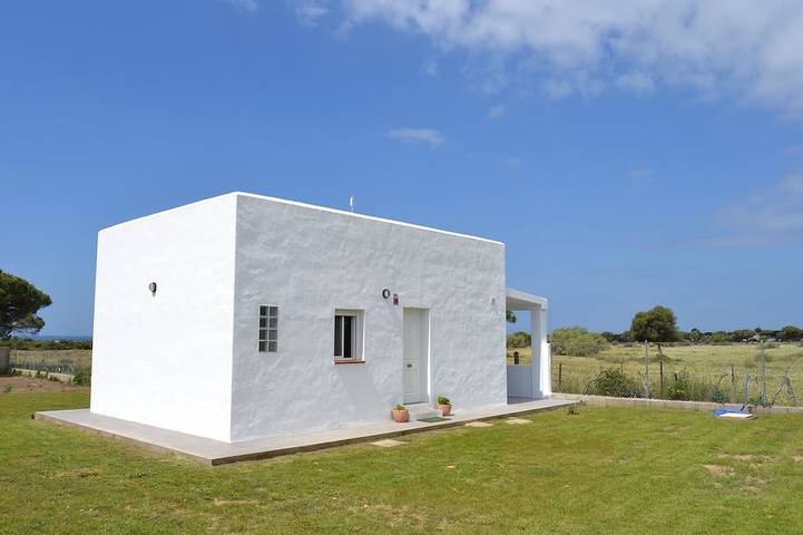 Chalet en Los Caños de Meca de 1000m2 de parcela junto al campo y a la playa. in Los Caños de Meca, Barbate