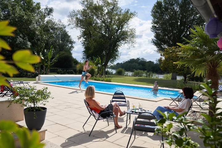 Maison d’hôte pour 2 personnes, avec Terrasse ainsi que Jardin et Piscine