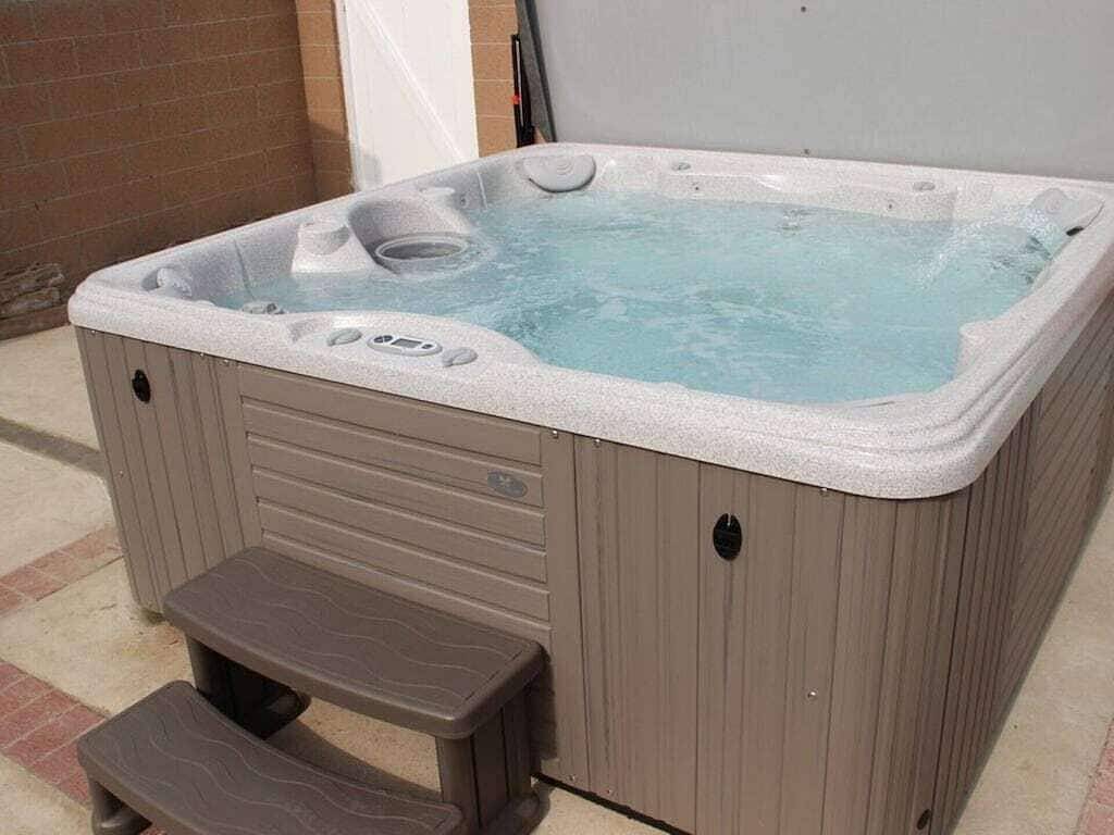 Corner Lot Private House Near Disneyland | Private Hot Tub | Quiet Neighborhood in Anaheim, Orange County