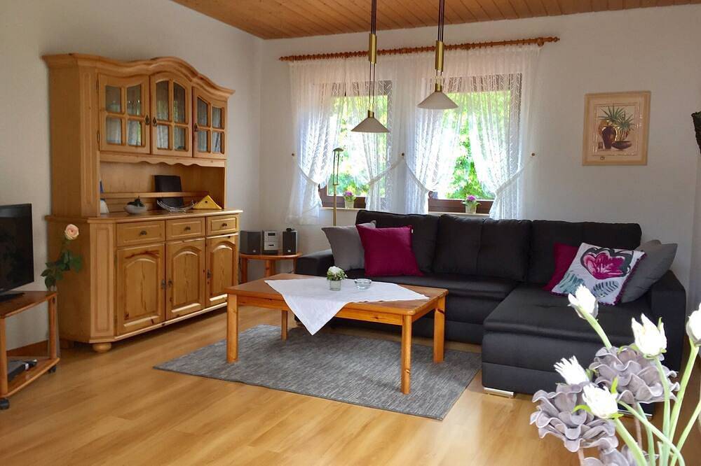 Ganze Wohnung, Ferienwohnung 3 Obergeschoss in Elmstein, Saar-Nahe-Bergland