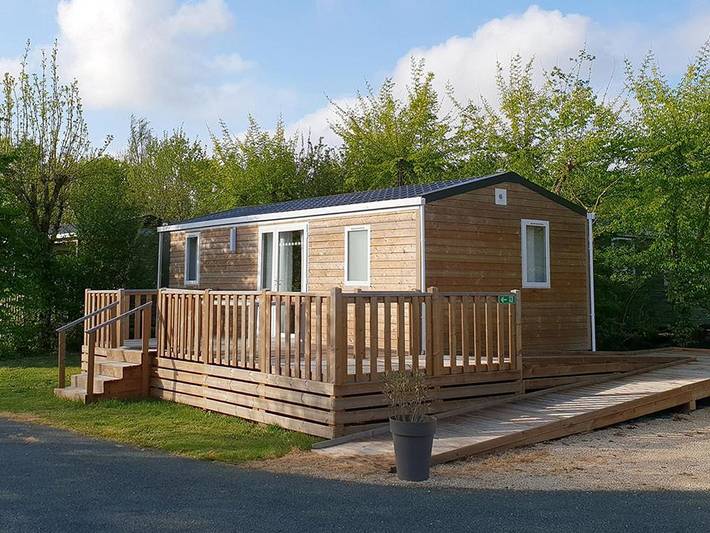 Location de vacances pour 4 personnes, avec terrasse ainsi que piscine et bassin pour enfant à Chaillé-les-Marais - 3