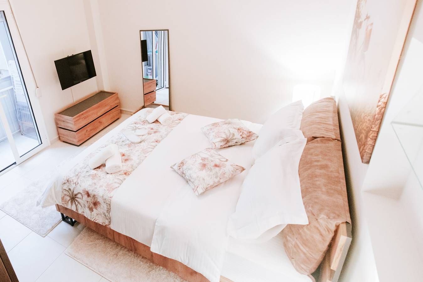 Ganze Wohnung, Ferienwohnung für 5 Personen mit Balkon in Patras, Golf von Patras