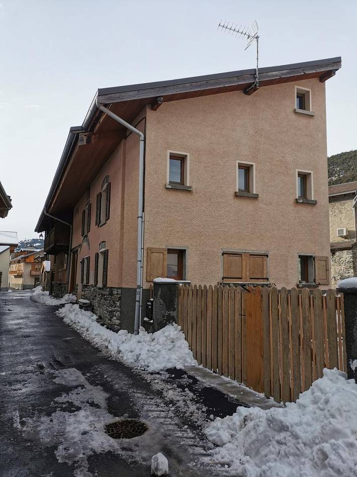 Les Ours Fanfarons in Bramans, Région de Saint-Jean-de-Maurienne