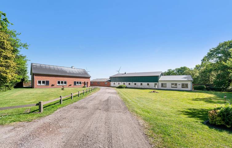 Ferienhaus für 7 Personen, mit Terrasse und Garten in Achtrup