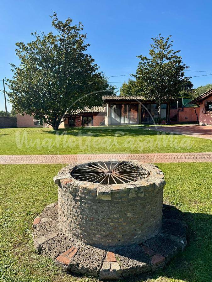 Casa vacanza per 14 persone, con Terrazza e Giardino nonché Panorama a Sacrofano