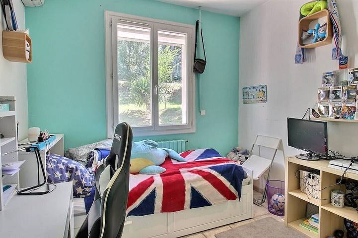 Location de vacances pour 6 personnes, avec jardin ainsi que terrasse et jacuzzi à Cabriès - 2