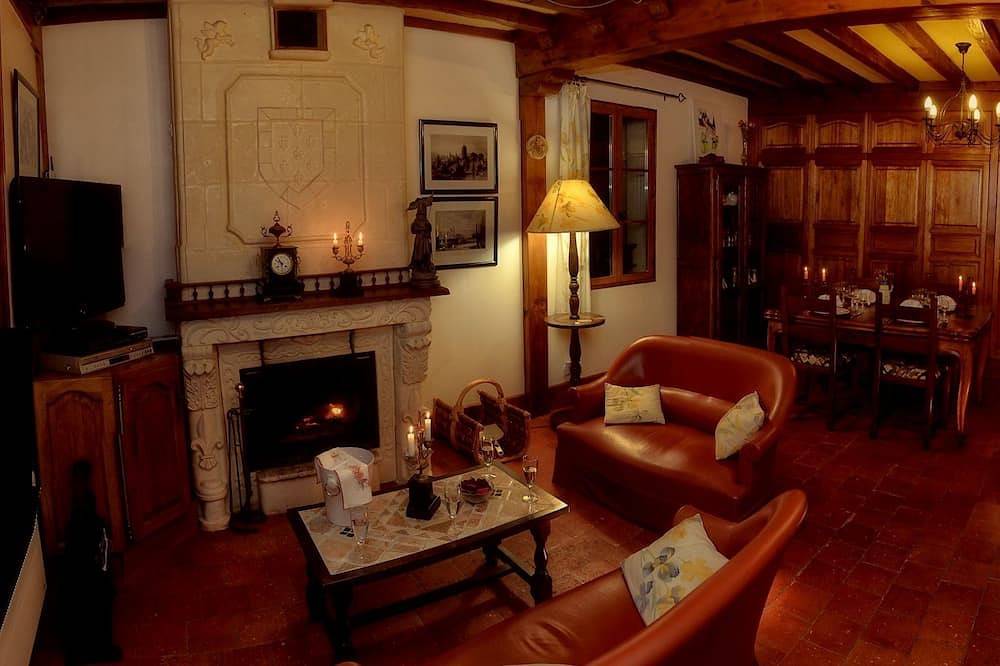 Le Gite du Chevalier, Cité Royale de Loches - classé 4 étoiles 2025 - in Loches, Région de Loches