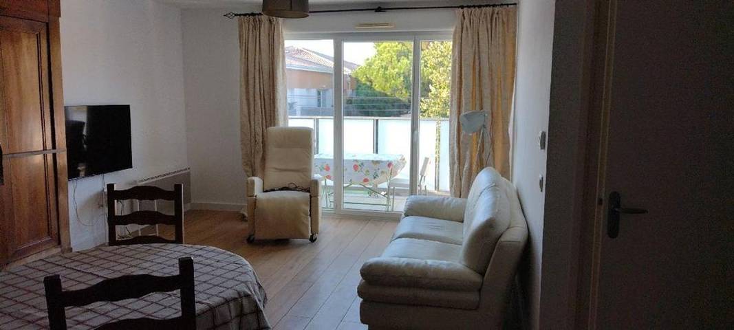 Gîte pour 3 personnes, avec Balcon à Cadaujac