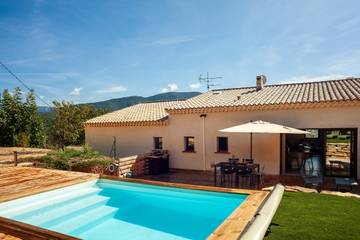 Maison De Vacances pour 7 Personnes dans Auriol, Parc naturel régional de la Sainte-Baume, Photo 2
