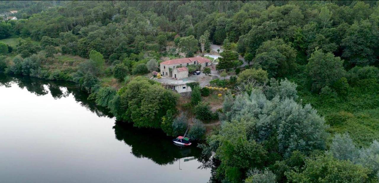 Quinta da Conca Riverfront Villa Douro Valley in Penafiel, Distrito do Porto