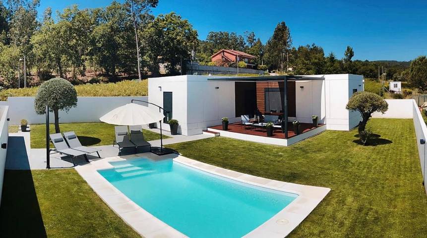 Casa de férias para 6 pessoas, com Varanda e Terraço e ainda Jardim and Piscina em Sanxenxo