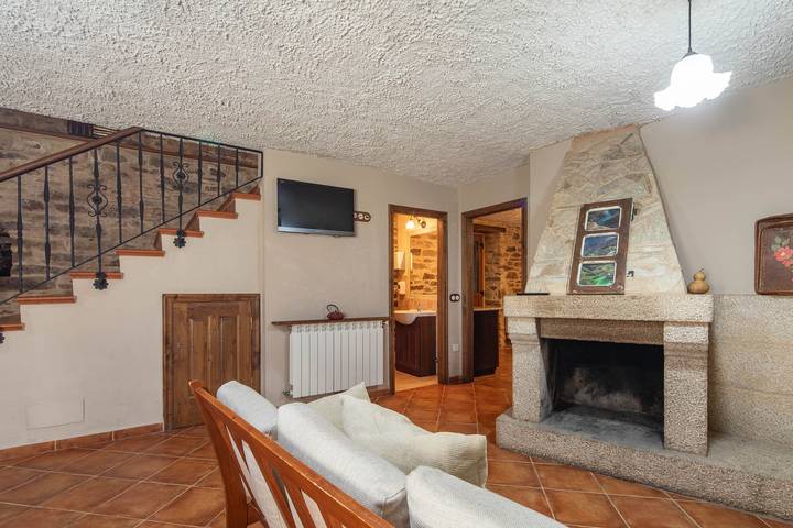 Casa rural 'Os Vilares Li' con piscina compartida, terraza privada y Wi-Fi in Santiago de Compostela, Provincia de La Coruña