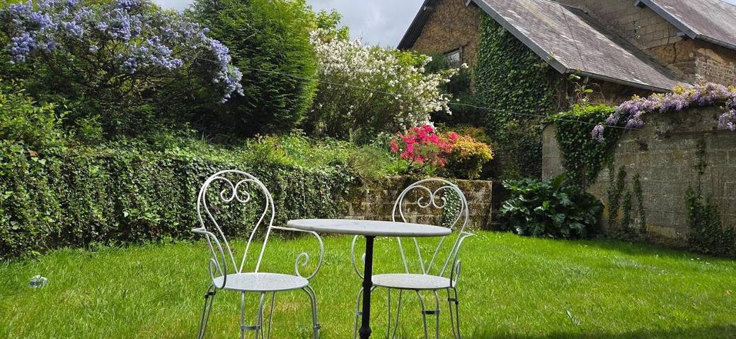 Gîte pour 13 personnes, avec terrasse à Notre-Dame-de-Cenilly - 3