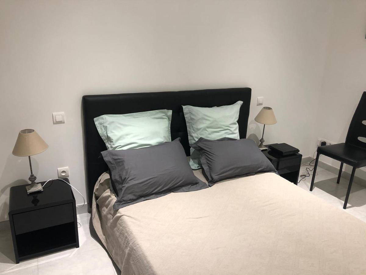 Appartement entier, Au cœur de la cité médiévale avec petite vue mer in Bonifacio, Arrondissement de Sartène