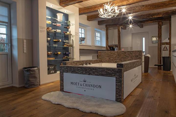 Ferienwohnung für 5 Personen, mit Garten und Ausblick sowie Sauna - 1