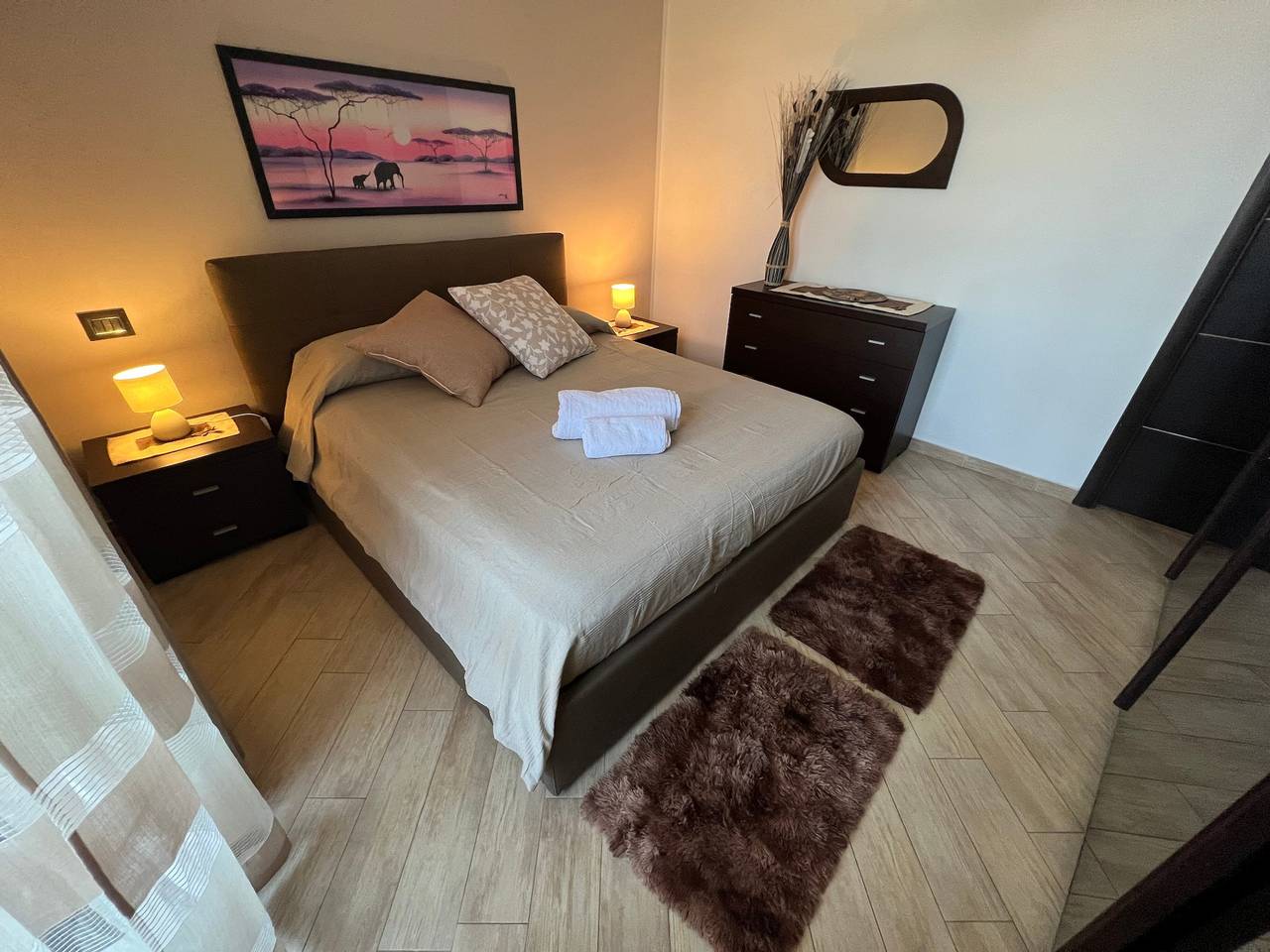 Appartamento intero, Appartamento 'Regina House Vigevano' con Balcone, Wi-Fi e Aria Condizionata in Vigevano, Provincia di Pavia