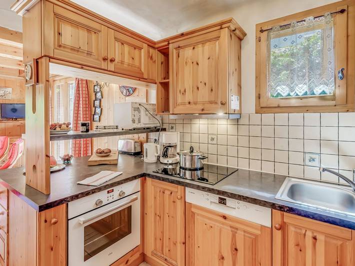 Geräumiges Chalet in Champagny en Vanoise, 10 Pers, WLAN, Parkplatz in Champagny-en-Vanoise, Vanoise-Massiv