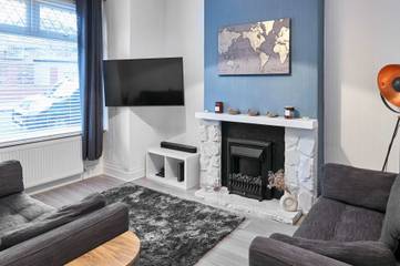 Vacation Rental for 4 Guests in Bolton, Greater Manchester, Picture 1