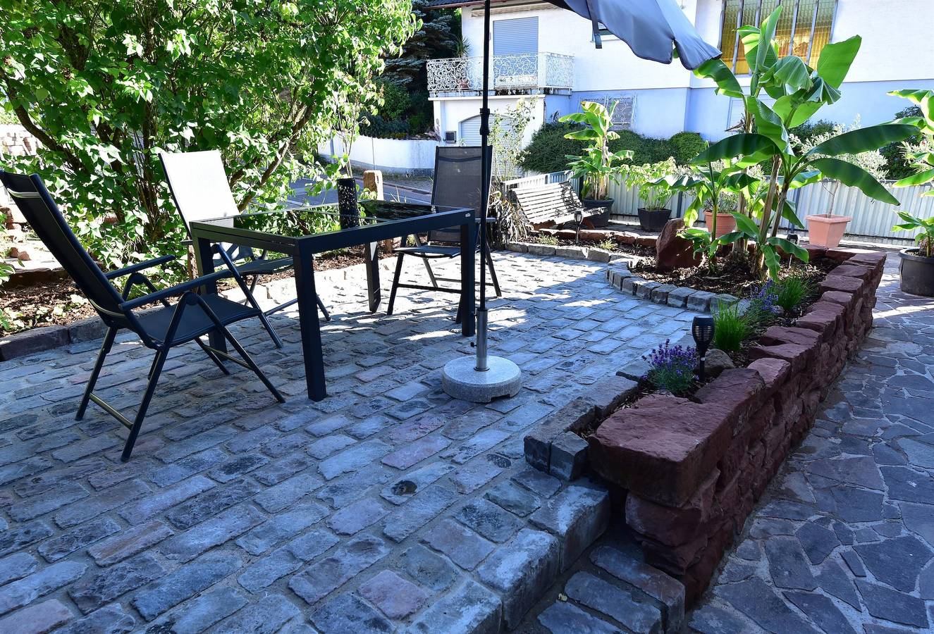 Ganze Ferienwohnung, Appartement/Fewo, Dusche, Wc, Terrasse in Busenberg, Landkreis Südwestpfalz