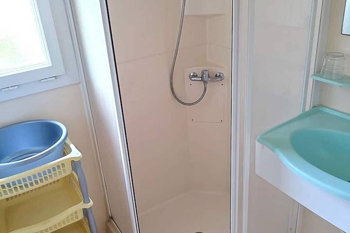 Camping pour 5 personnes à Brem-sur-Mer - 4