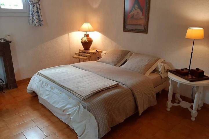 Gîte pour 4 personnes, avec piscine et jardin à Taradeau - 2