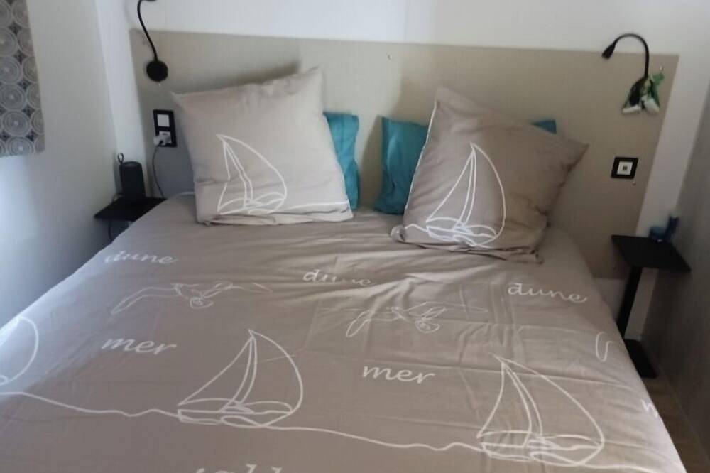 New mobile home for 6 people Pierrefeu du var in Pierrefeu-du-Var, Toulon regio