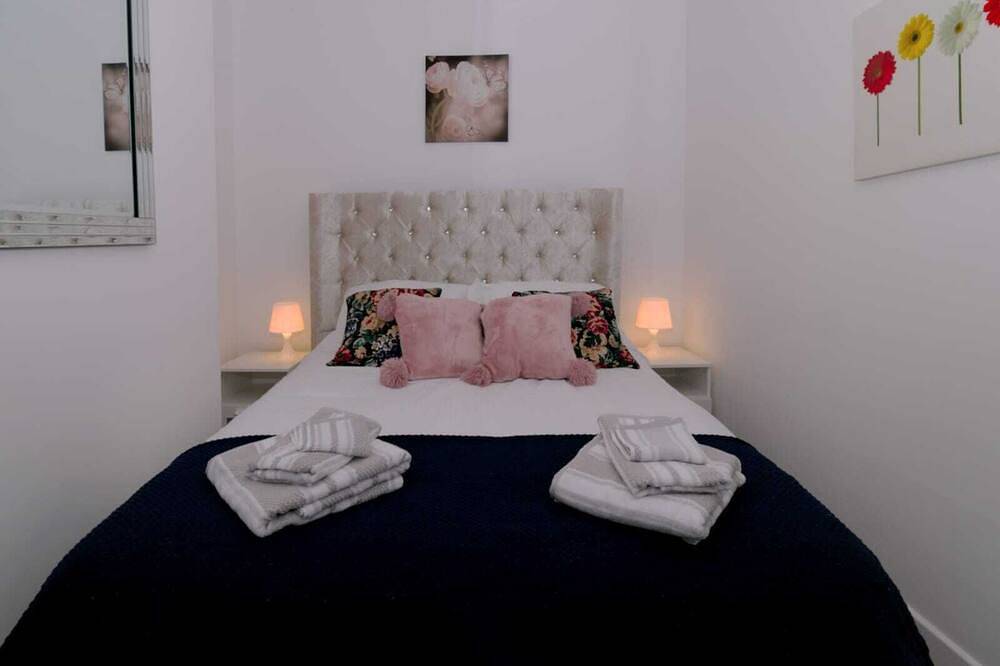 Ganze Wohnung, Studio-Eigenes Badezimmer in St Helens, Nordwestengland