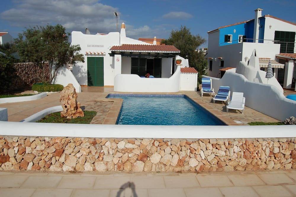Single Family House Isolated Beachfront With Private Pool in Cap d'Artrutx, Ciutadella