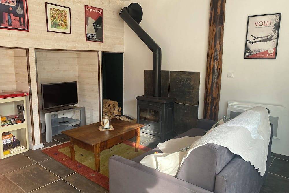 Appartement entier, Gite-Nid spacieux 2* dans le Vercors authentique à proximité de tout in Saint-Julien-en-Vercors, Parc naturel régional du Vercors