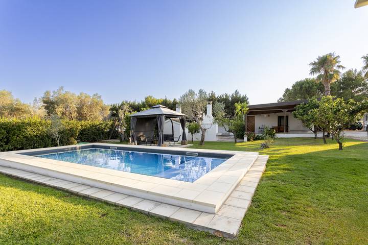 Villa für 7 Personen, mit Garten in Apulien - 2