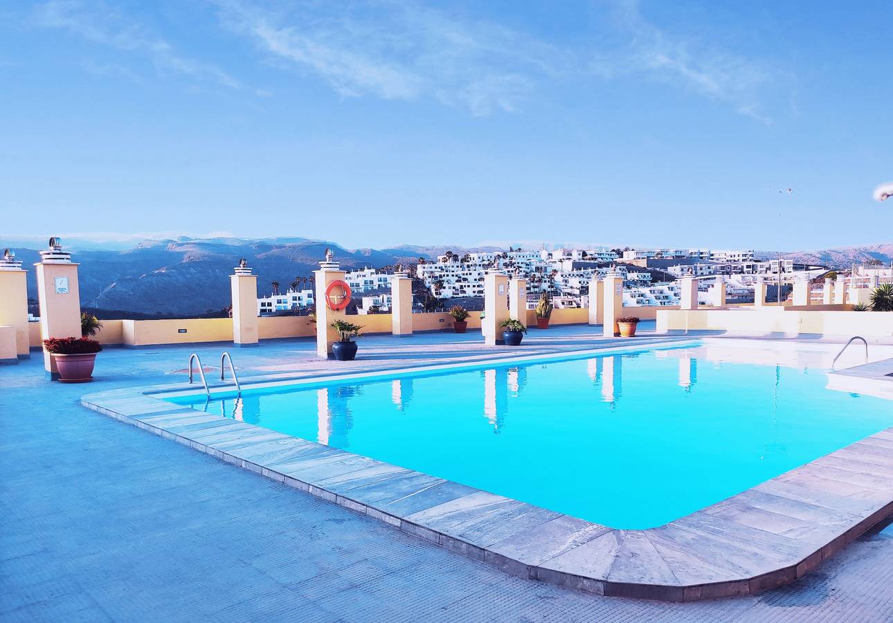Hel leilighet, Ferieleilighet for 5 personer med jacuzzi in Playa de Amadores, Mogán
