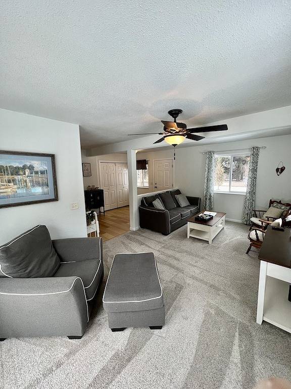 Devil's Lake Cottage - Family Friendly a block from State Park Entrance! Skiing in Devils Lake