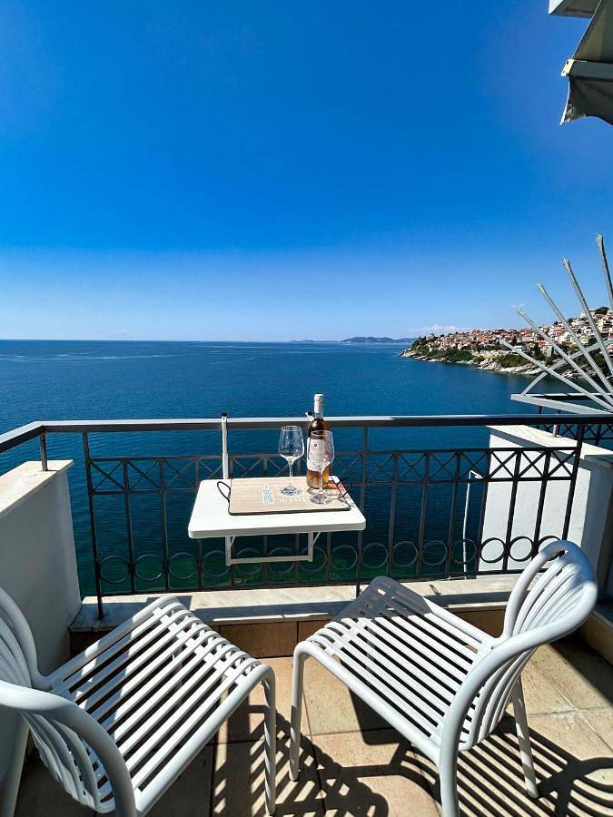 Ferienwohnung für 4 Personen, mit Balkon und Ausblick in Kavala Gemeinde