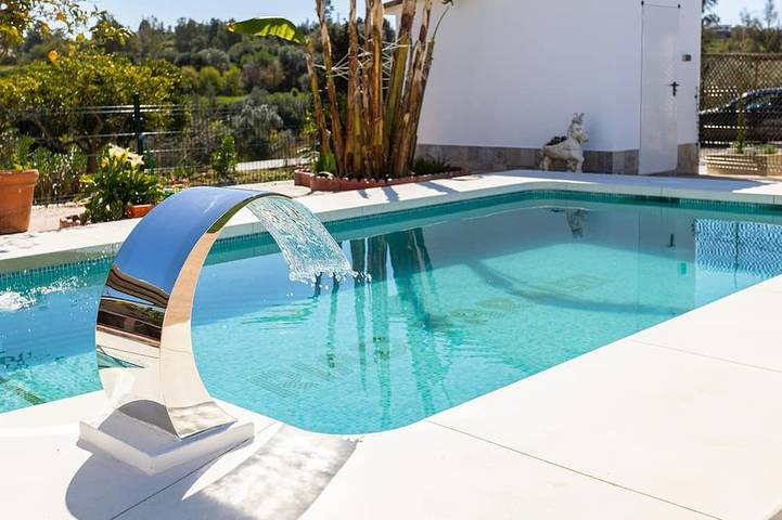 Chalet für 6 Personen, mit Terrasse und Garten in Malaga