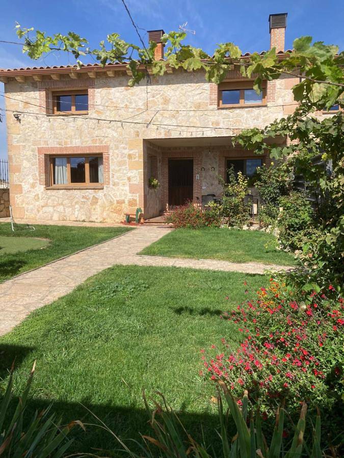 Casa rural para 16 personas, con jardín y vistas en Comarca de Sepúlveda - 2