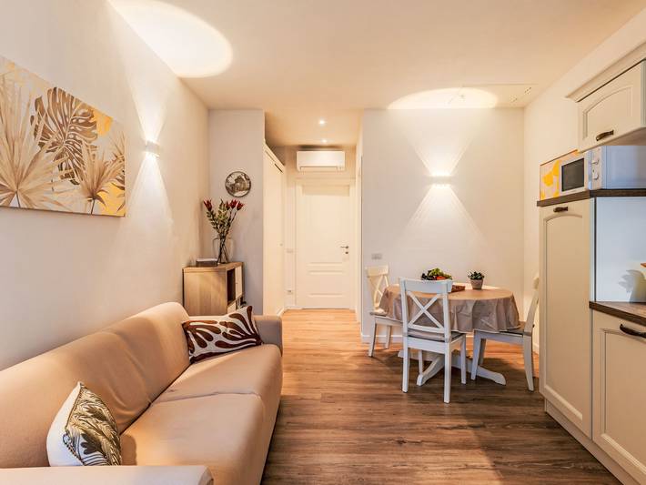 Gîte pour 3 personnes, avec vue sur le lac et balcon à Lenno - 2