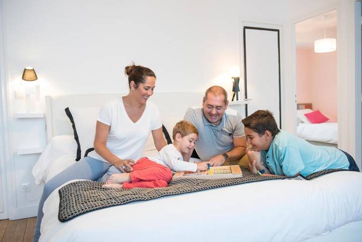 Chambre d’hôte pour 6 personnes, avec Terrasse ainsi que Jardin et Vue